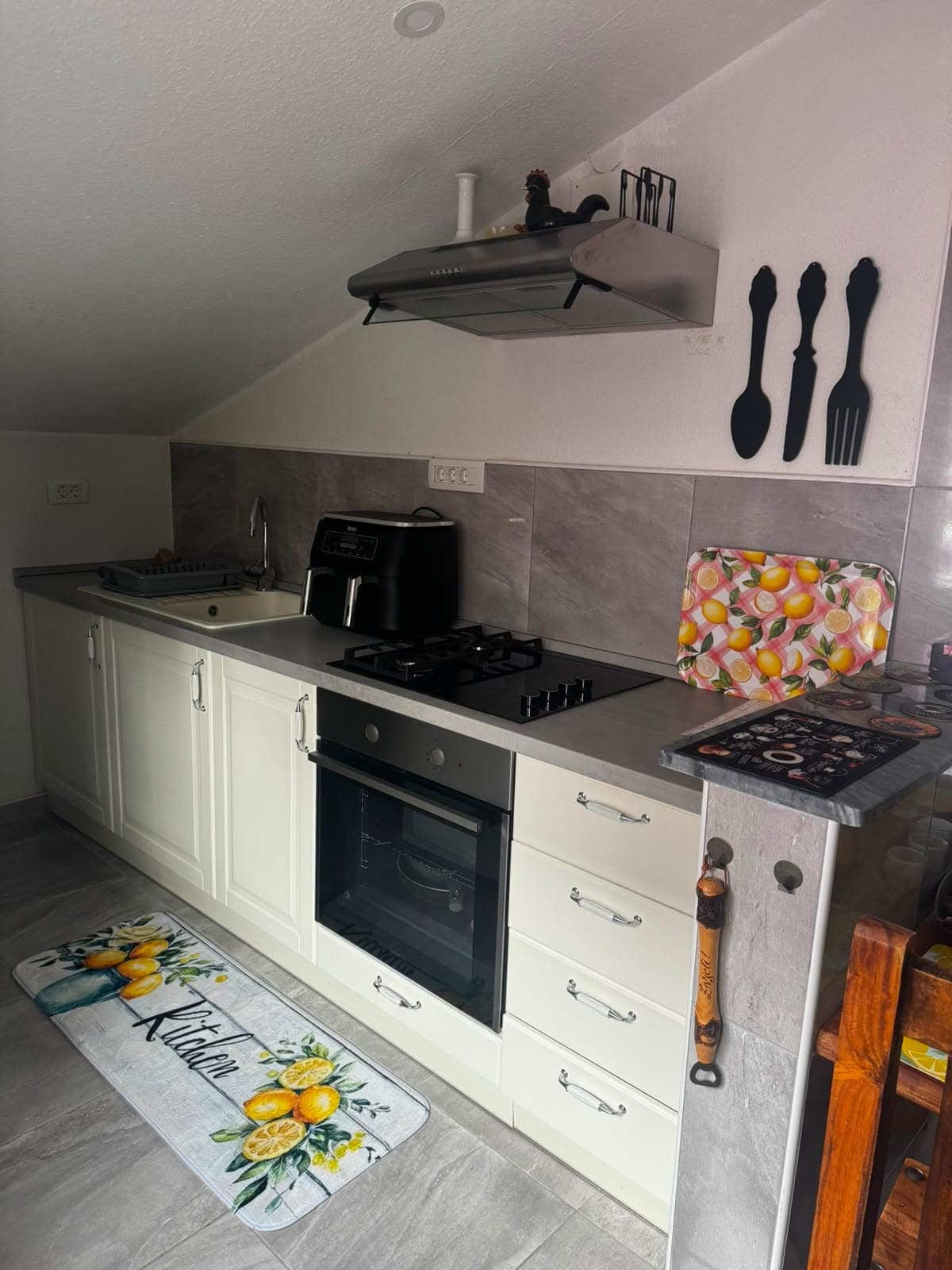 Kitchenette in detail